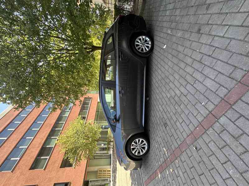 Toyota Corolla - foto 7