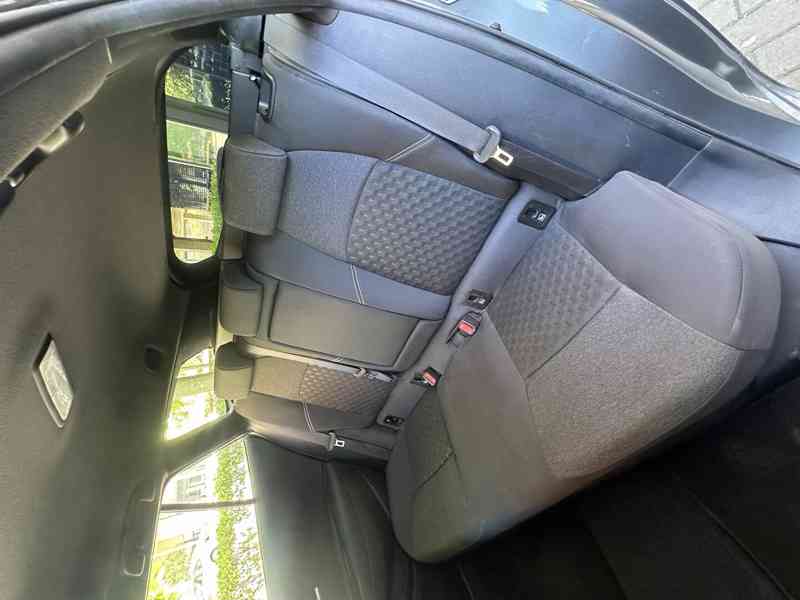 Toyota Corolla - foto 17