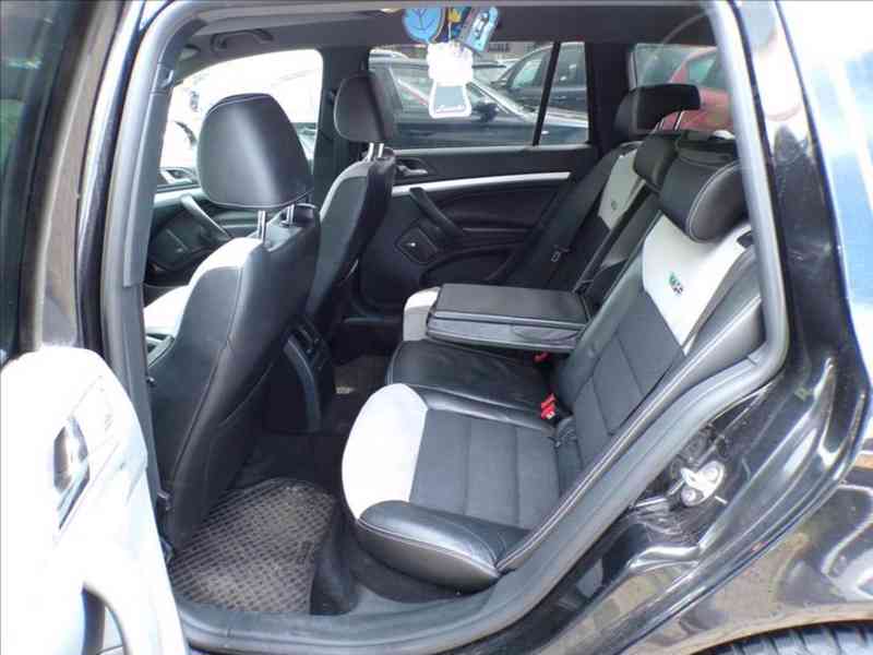 Škoda Octavia 2,0 TDI RS 125 KW - foto 9