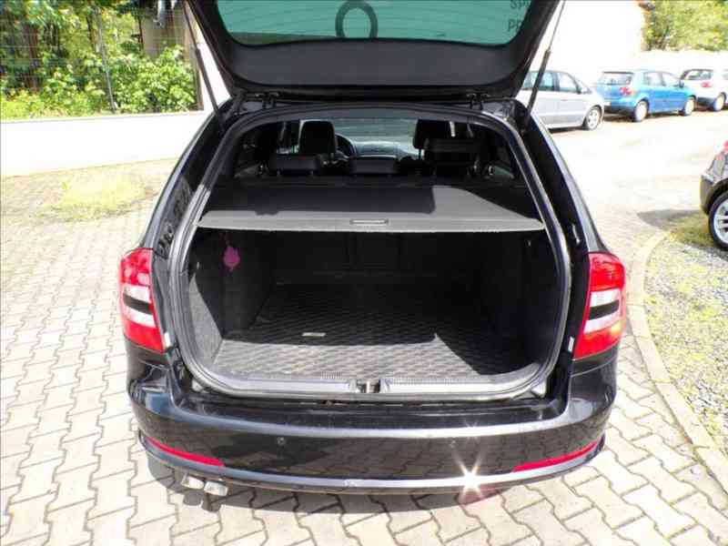 Škoda Octavia 2,0 TDI RS 125 KW - foto 10
