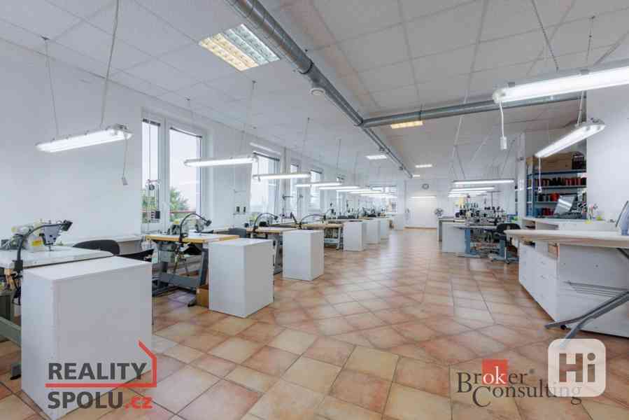 Pronájem, Obchodní prostory, 2500 m2 - - foto 16