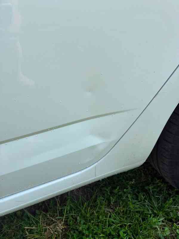 Škoda Octavia 1,6   Prodám - foto 7