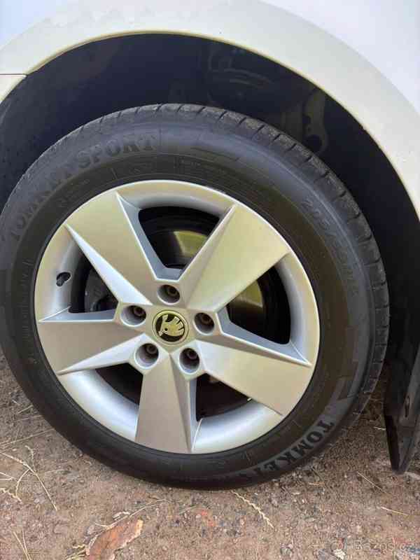 Škoda Octavia 1,6   Prodám - foto 11