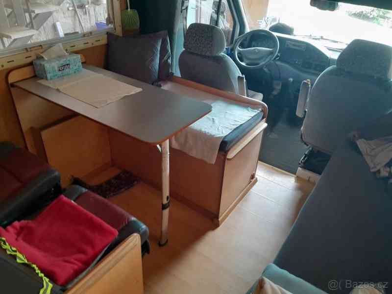 Mercedes-Benz 3,0   Obytný vůz 412D - foto 8