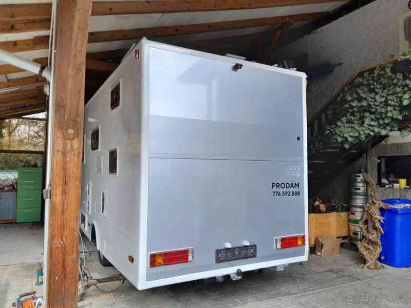 Mercedes-Benz 3,0   Obytný vůz 412D - foto 4