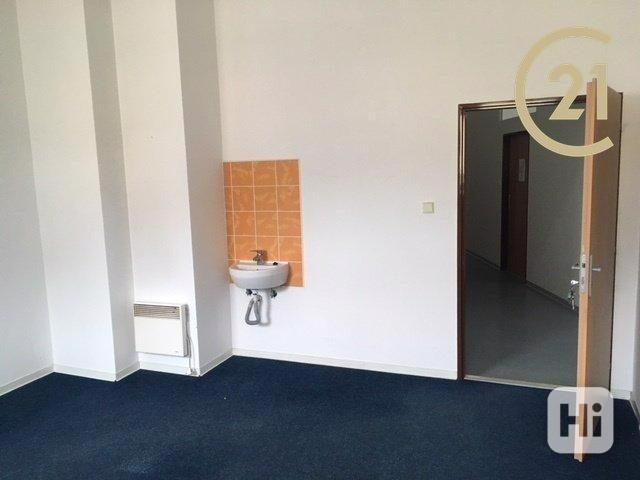 Pronájem kanceláře 20 m2ulice Masarykova, Blansko - foto 7