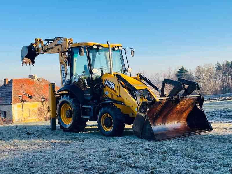 Traktorbagr JCB 3CX (Možnost leasingu) - foto 5