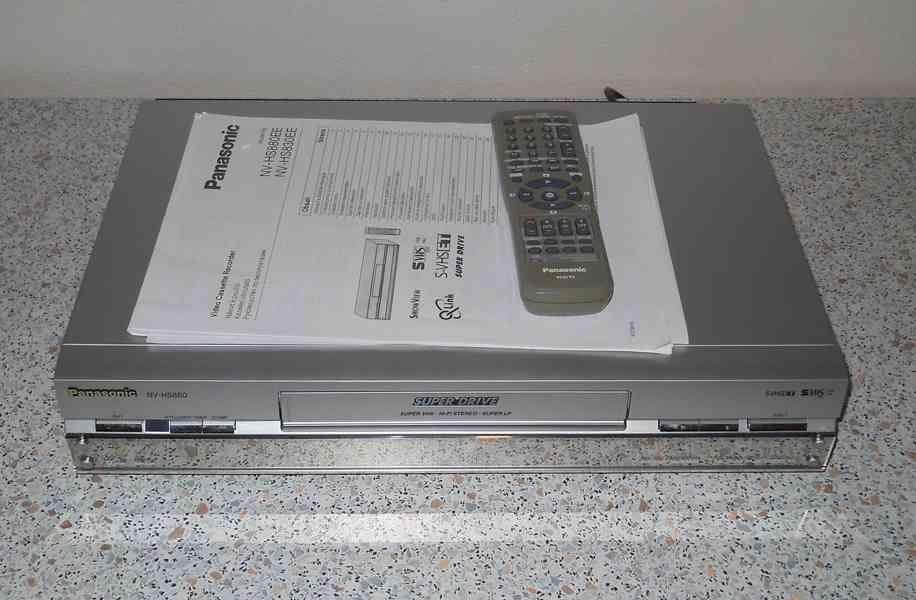 S-VHS Panasonic NV-HS880 - foto 2