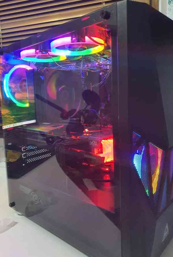 Herní PC – Ryzen 5 9600X / RX 6700 XT - foto 4