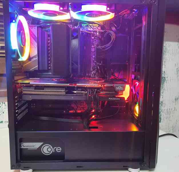 Herní PC – Ryzen 5 9600X / RX 6700 XT - foto 6
