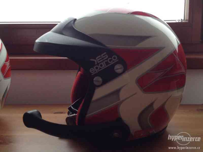 2 Závodní helmy Sparco + Intercom Sparco - foto 3