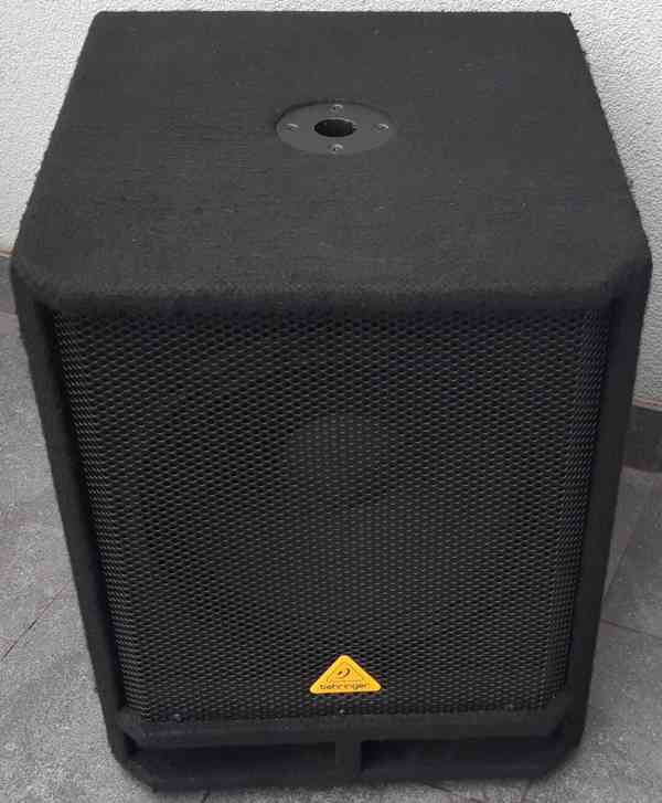  Aktivní subwoofer - Behringer Eurolive VQ1500D - foto 2