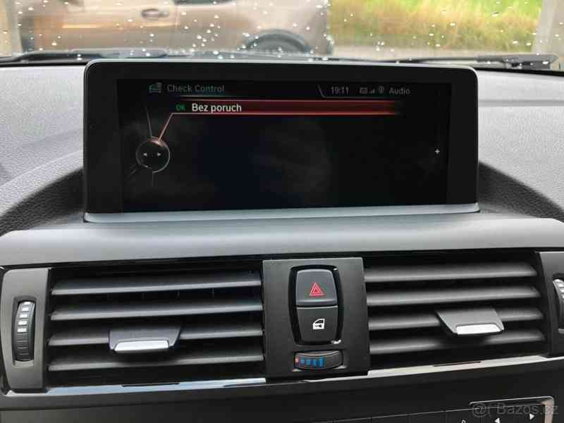 BMW Řada 1 2,0   F20 r.v. 2014, manuál, Sport L - foto 18