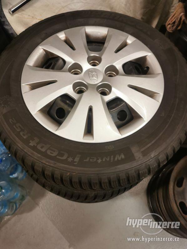 195/65R15 zimní Hyundai Ix20,  Kia Venga  6x15 ET48 5x114,3 - foto 2