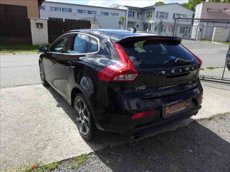 Volvo V40 2,0 D3 110KW OCEAN RACE - foto 4