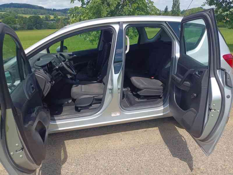 Opel Meriva 1.4 88Kw RV.2011 TAŽNÉ - NOVÁ STK - foto 11