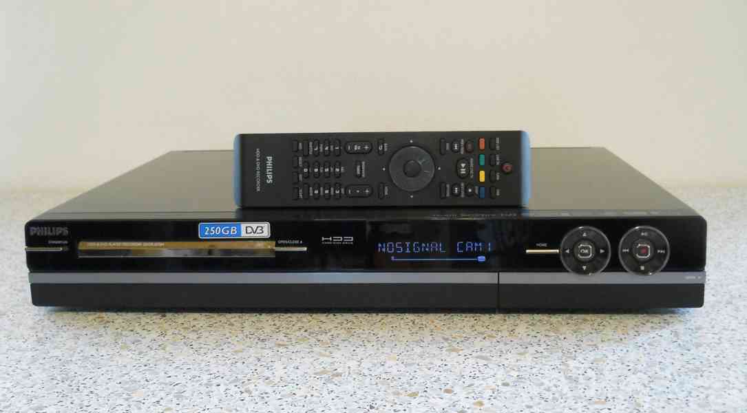 DVD rekordér Philips DVDR5570 - foto 1