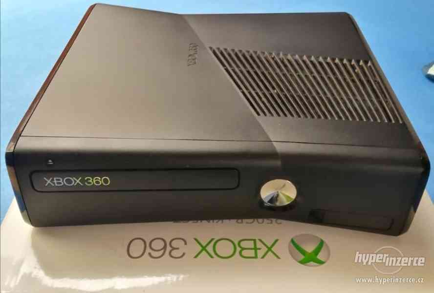 Prodám Xbox 360,dva bezdrátové ovládače,6orginál her atd. - foto 3