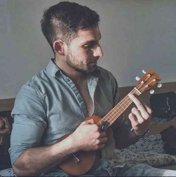 ucitel klaviru, ukulele, gitary - foto 3