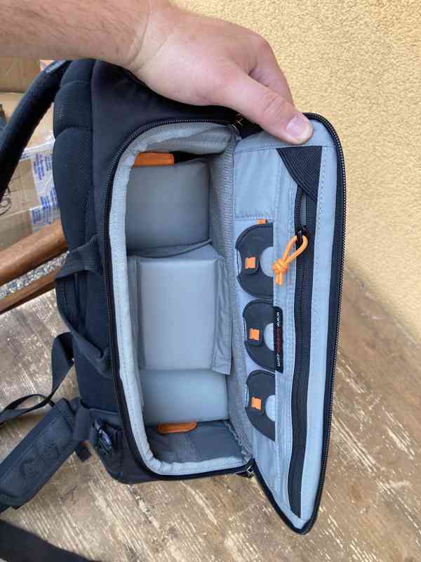 Foto batoh Lowepro Classified Sling 180 AW - Nový - foto 4