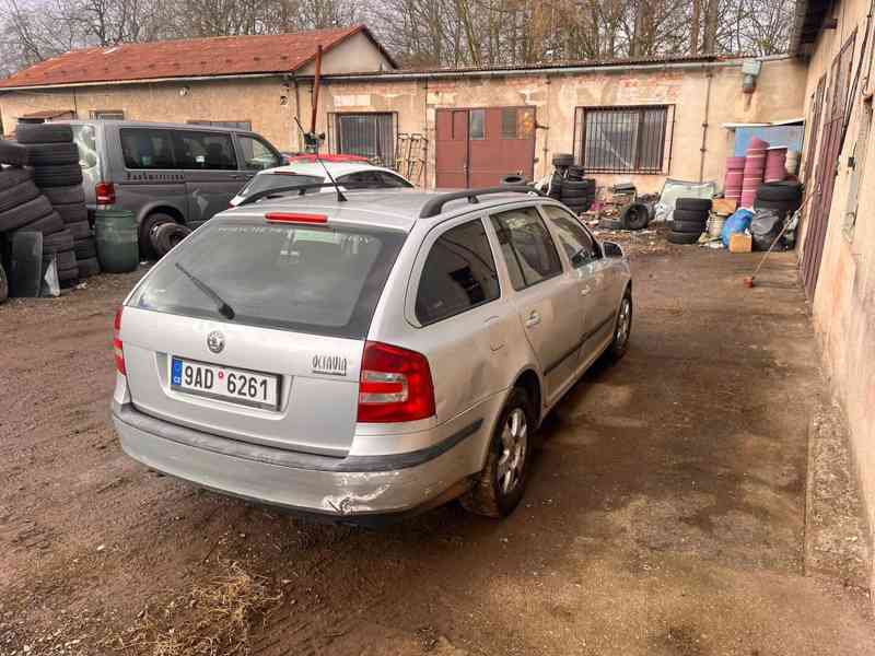 Škoda Octavia II, combi - foto 4