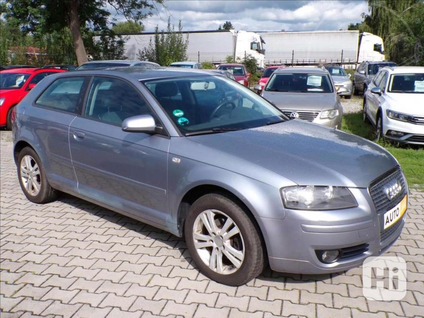 Audi A3 1,6 i KLIMATIZACE - foto 1