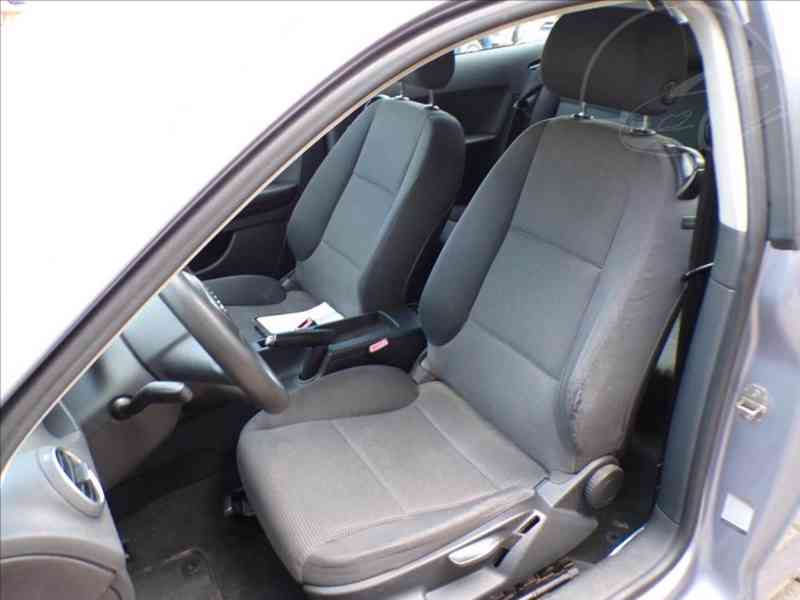 Audi A3 1,6 i KLIMATIZACE - foto 7