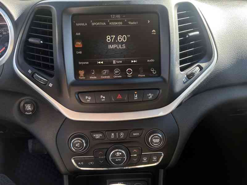 Jeep Cherokee 2.2 CRD 4x4/147kW/Automat/1MAJ - foto 26