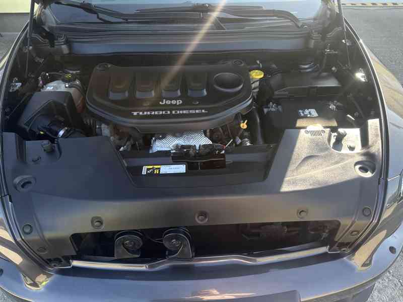 Jeep Cherokee 2.2 CRD 4x4/147kW/Automat/1MAJ - foto 23