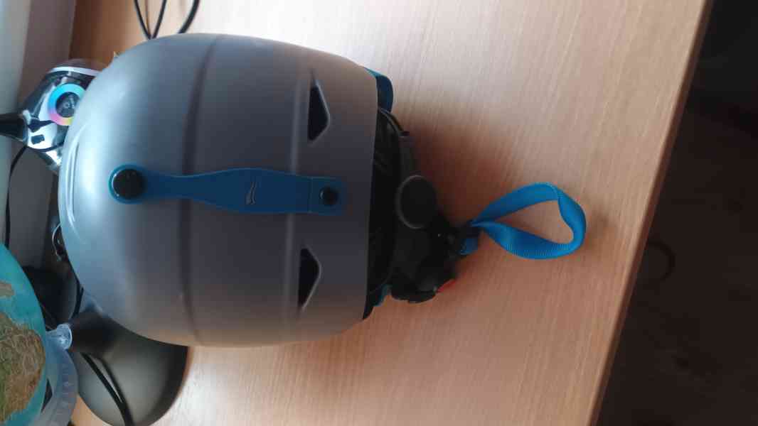 Lyžařská helma, přilba chlapecká  - foto 3