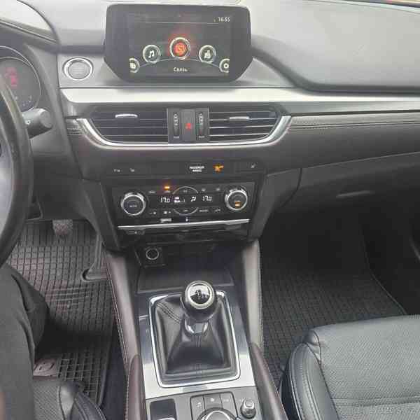 Mazda 6 2,2 - foto 5