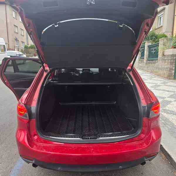 Mazda 6 2,2 - foto 3