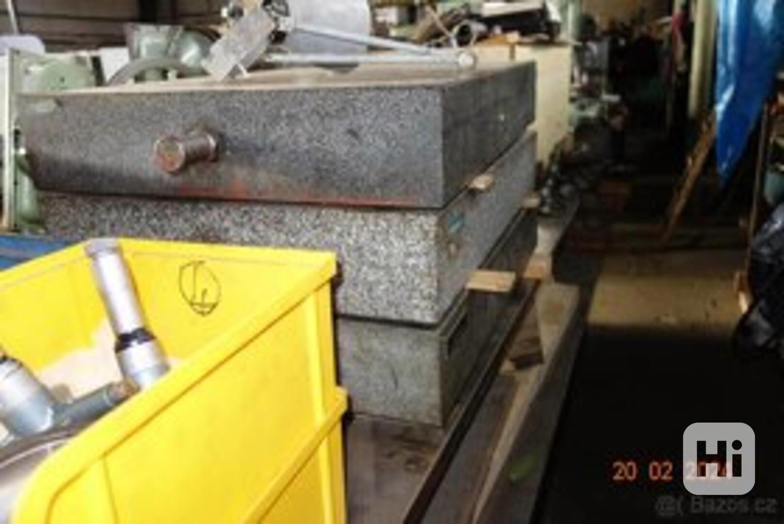 Rysovací desky a měřidla - foto 1