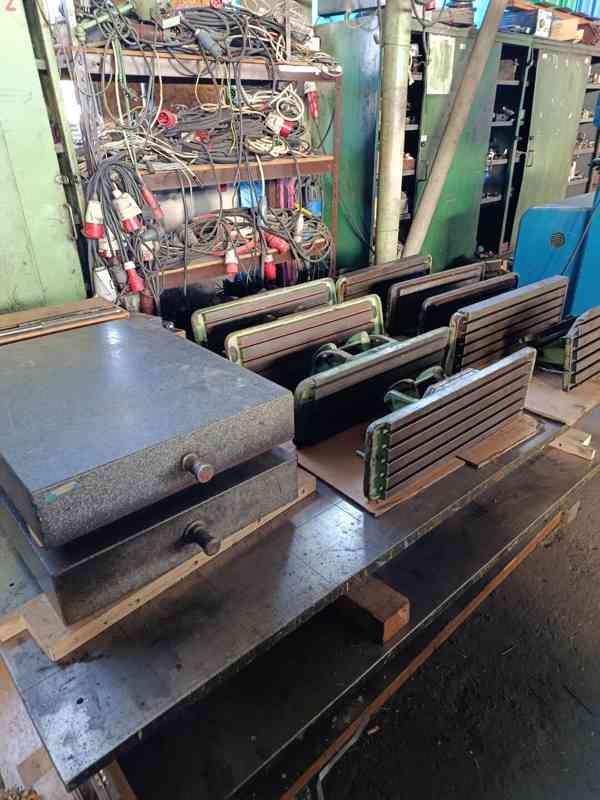 Rysovací desky a měřidla - foto 3