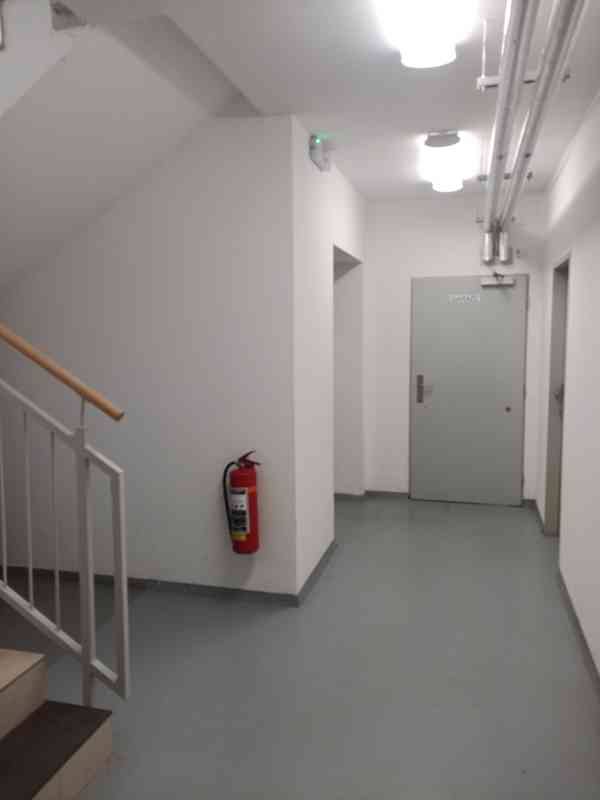 Nejlevnější osobní sklad v Pardubicích k pronájmu  - foto 7