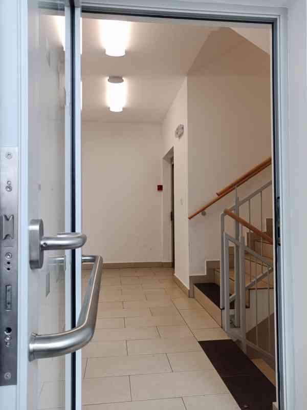 Nejlevnější osobní sklad v Pardubicích k pronájmu  - foto 4