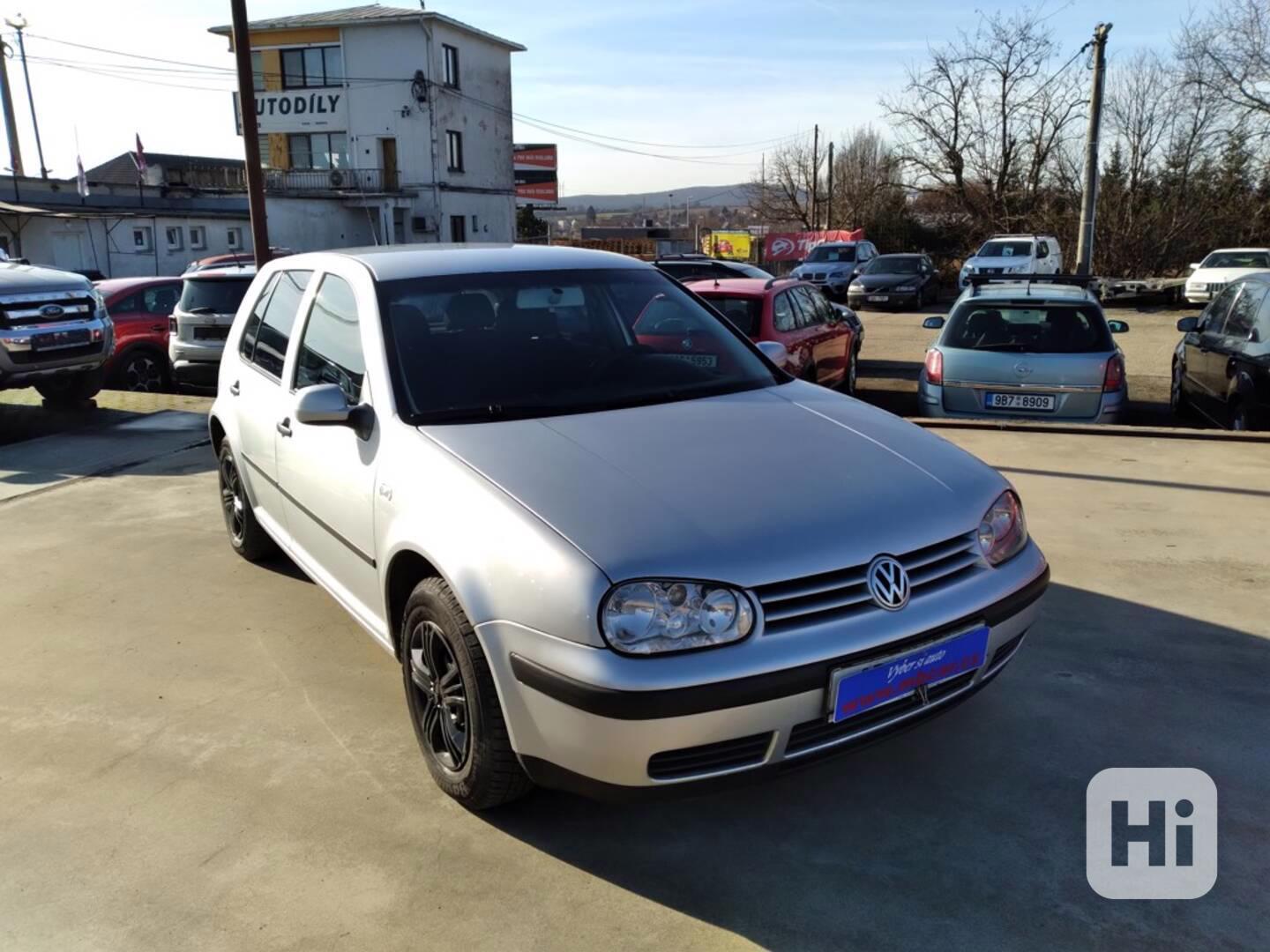 VOLKSWAGEN GOLF 1.6 16V BASIS 77kW ČR,SERVISKA - foto 1