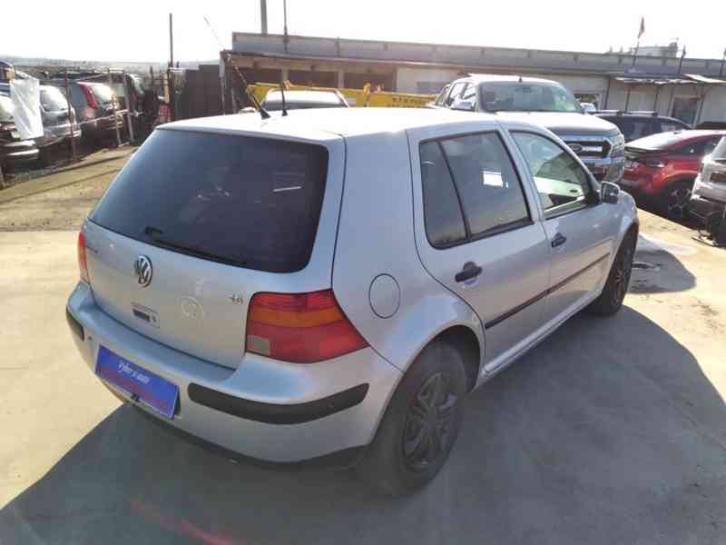 VOLKSWAGEN GOLF 1.6 16V BASIS 77kW ČR,SERVISKA - foto 8