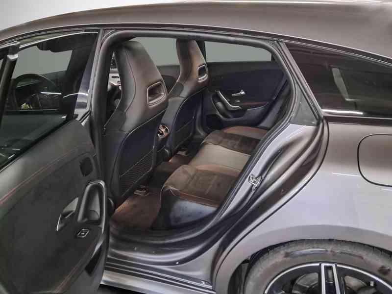 Mercedes-Benz CLA 200 AMG / 163 CV - foto 13