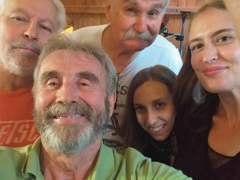Kapela na letní zábavu, oslavu, táborák - foto 7