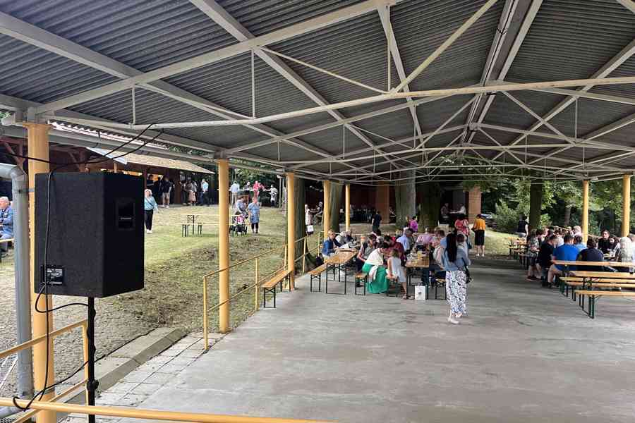 Kapela na letní zábavu, oslavu, táborák - foto 9