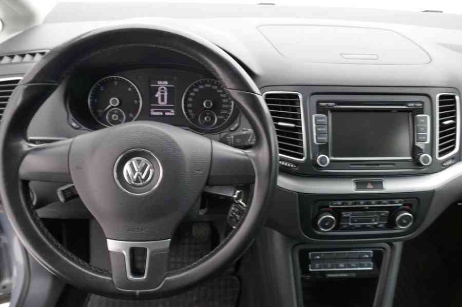 Volkswagen Sharan 2,0tdi Highline 4Motion 103kw - foto 8