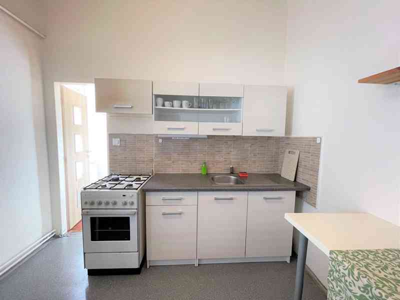 PRONÁJEM CIHLOVÉHO BYTU 2+1 NA ULICI PEKAŘSKÁ V BRNĚ - foto 5