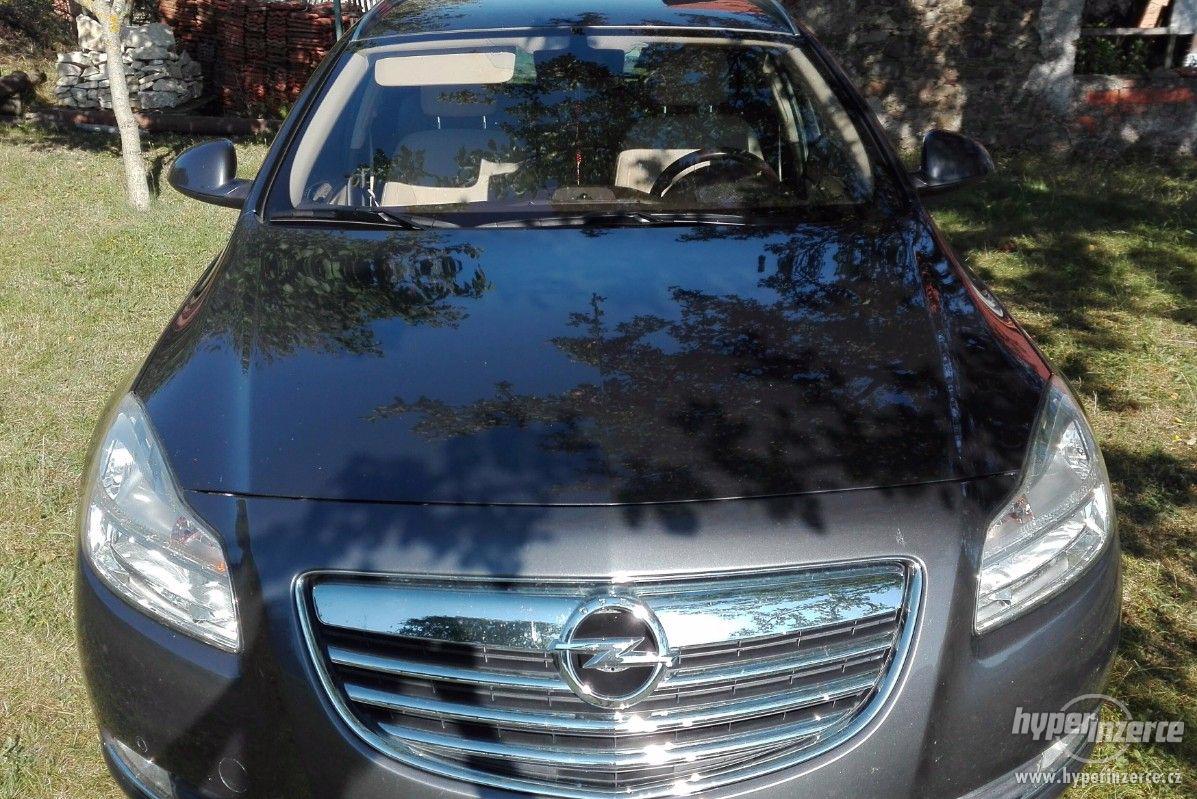 Opel Insignia Sports Tourer 2.0 CDTi 4x4 kombi - foto 1