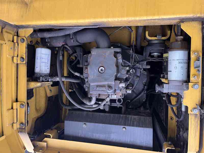 KOMATSU PW180-7EO - foto 6