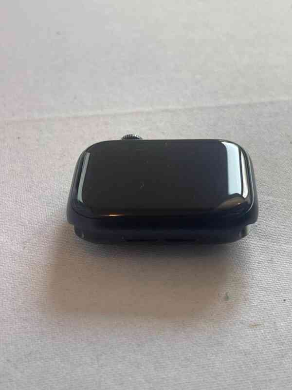 Apple Watch SE 3 44 mm Cellular Midnight – záruka do 10/2... - foto 6