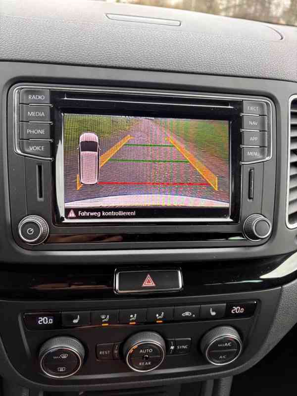 Seat Alhambra 2.0 TDI Style nafta 110kw - foto 4