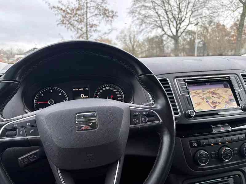 Seat Alhambra 2.0 TDI Style nafta 110kw - foto 11