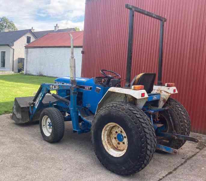 Kompaktný traktor Ford 1520 c/w Nakladač - foto 5