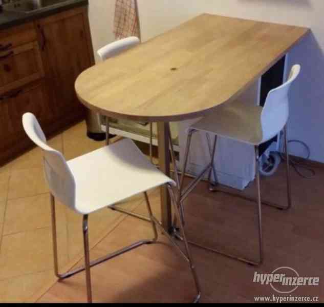 Barové stoličky a jídelní stůl Ikea - foto 1